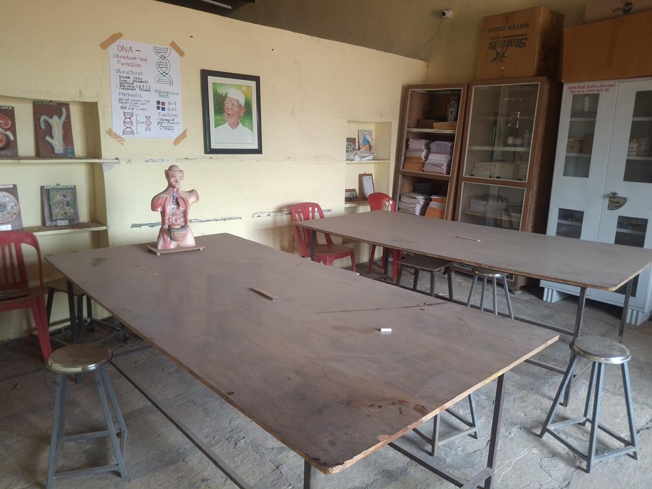 Biology laboratory with models and charts